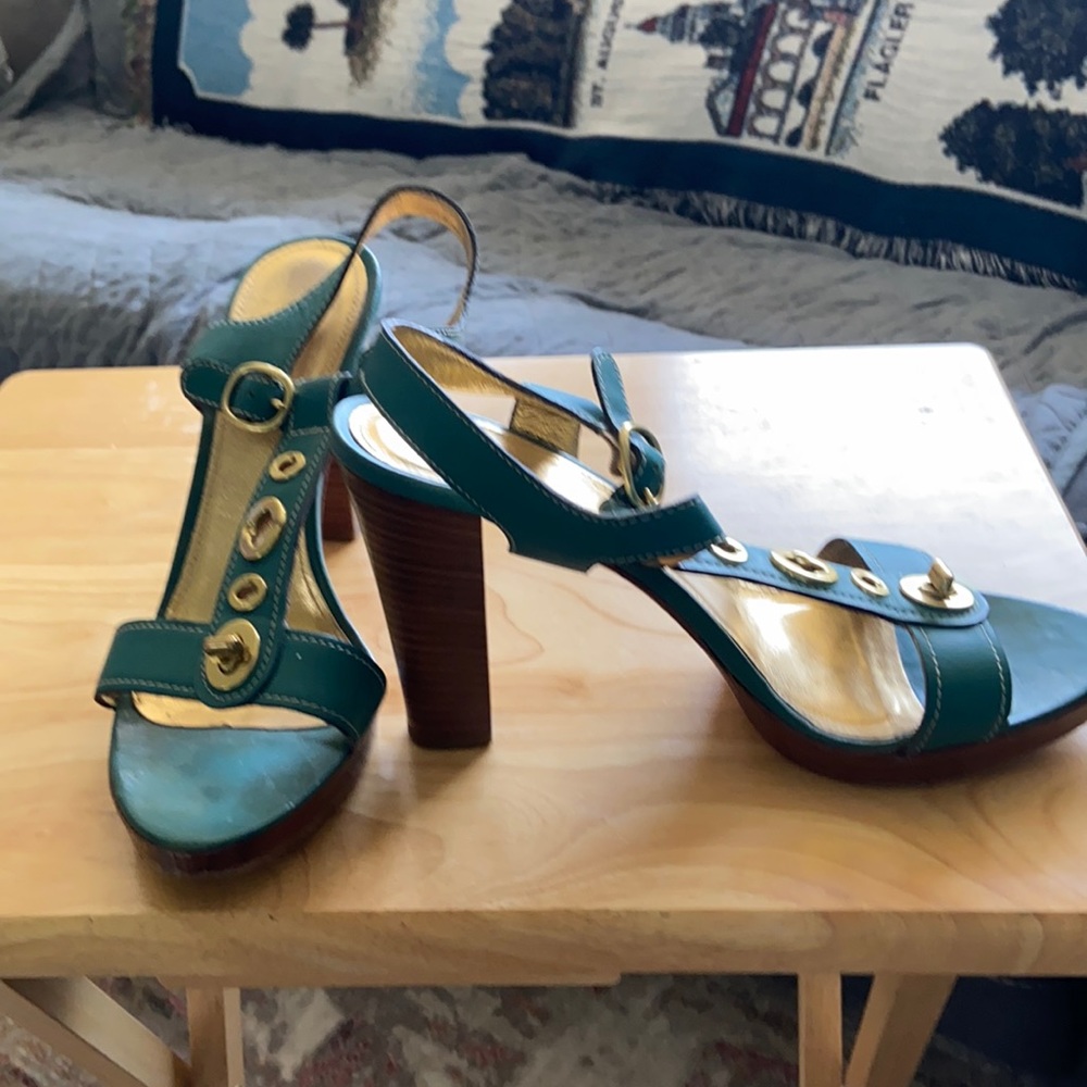 Coach heels, teal color, 9 1/2